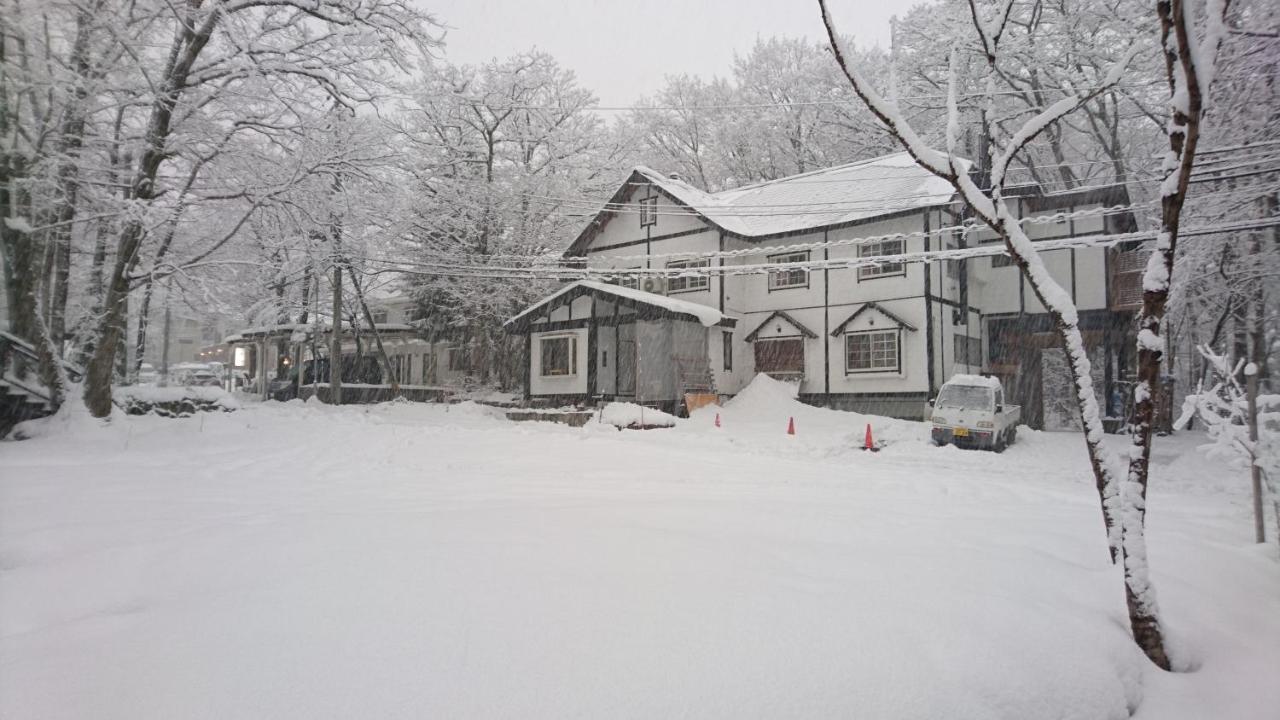 Hakuba Matata Lodge Экстерьер фото